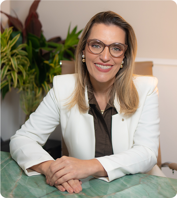 Dra. Luciana Borsoi no consultório